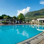 Hotel Cavallino S'roessl 3*