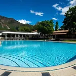 Cavallino S'roessl 3* Merano