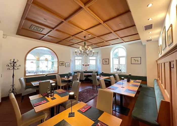 Cavallino S'roessl Hotel 3*